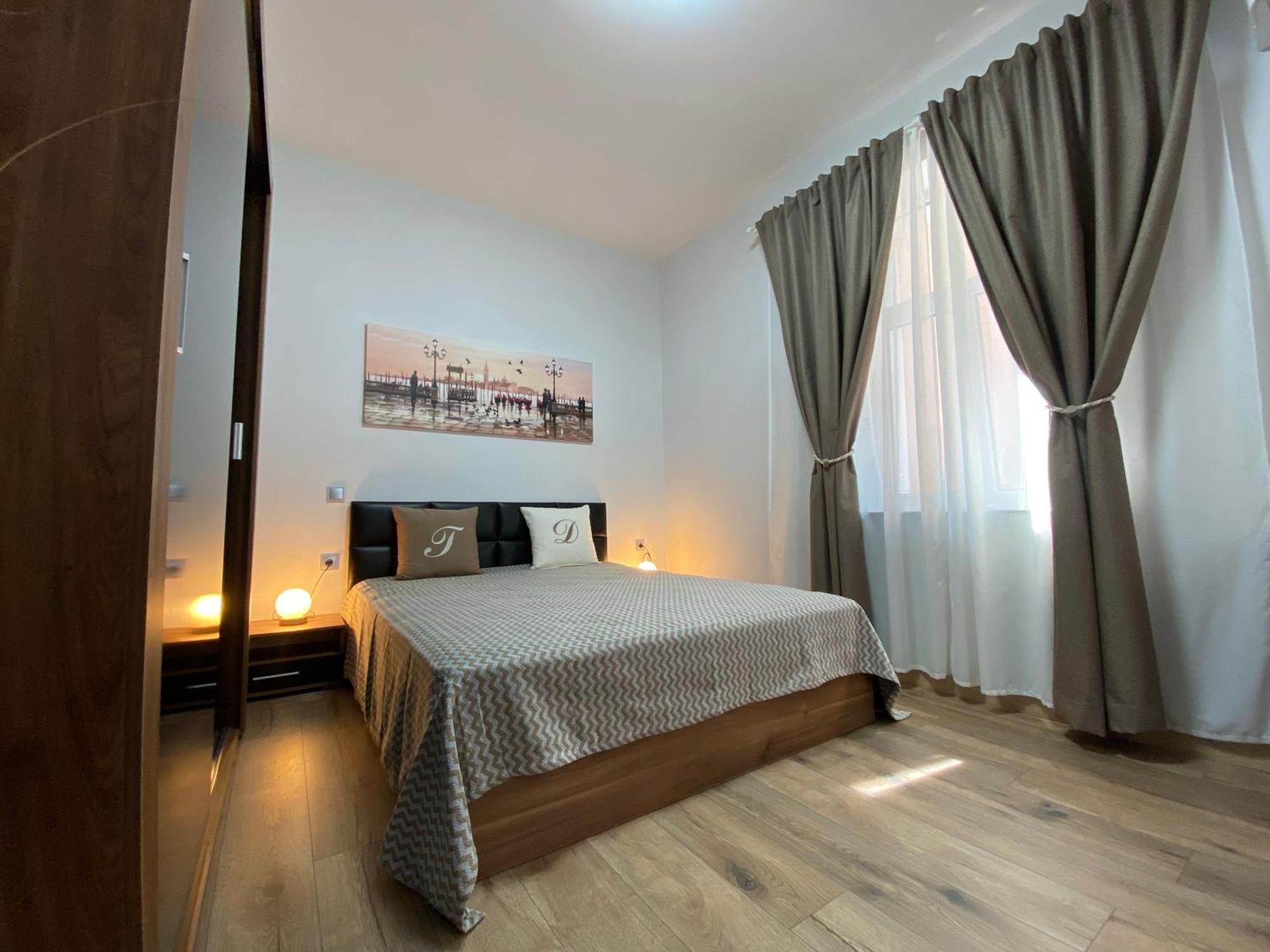 La Luna - High-End 2Bd Flat In The Top Centre By Flat Mаnager Sófia Exterior foto